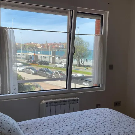 Apartamento Playa San Lorenzo * Gijon